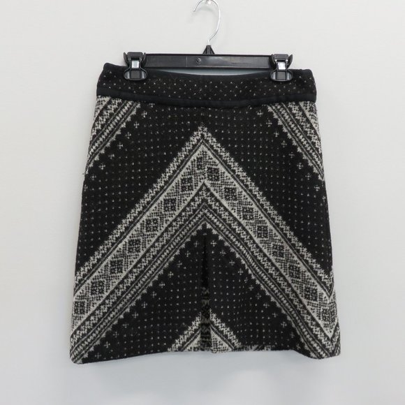 5/$25 Etcetera Women's Mini Skirt - Picture 1 of 3
